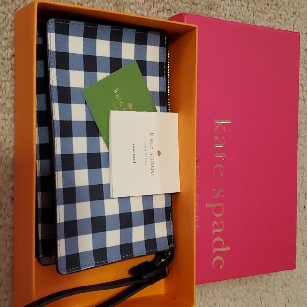 Kate Spade wristlet